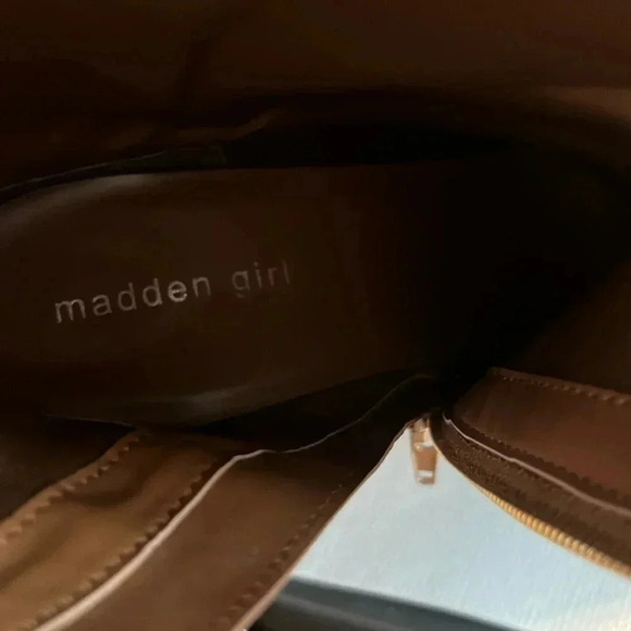 Madden Girl Autumn Platform Booties size 10m brown - Picture 7 of 7